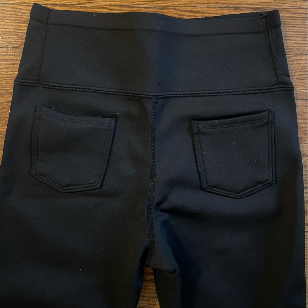 Black Winter Thermal Flare Leggings with Pockets - Picture 5 of 7